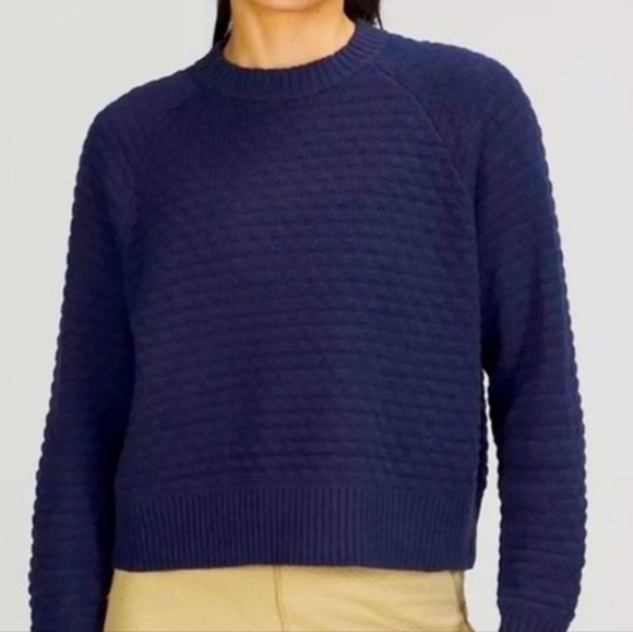 Lululemon Athletica Textured Navy Crew Neck Sweater - Picture 6 of 14